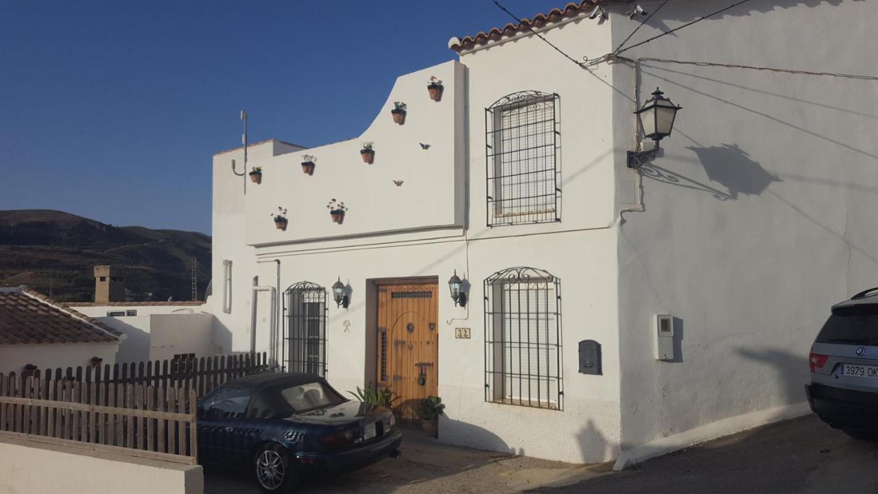 Giles * Almería
